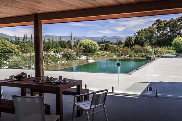 Kina Swimming Pool glass pool fence